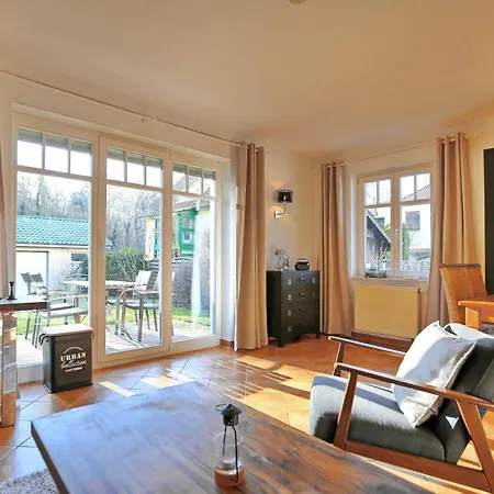 Апартаменты Seepferdchen 01 *